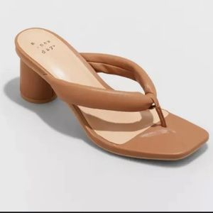 NWOT A New Day Elvie Heels